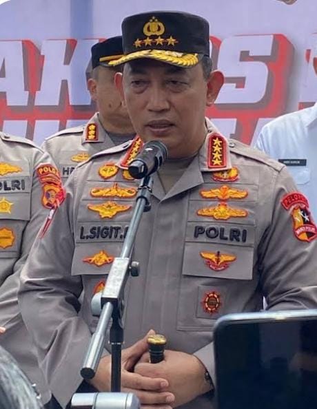 Kapolri Jenderal Listyo Sigit Prabowo Himbau Masyarakat Agar Tidak Ragu Melapor Jika Ada Pungli Pembuatan Surat Ijin Mengemudi