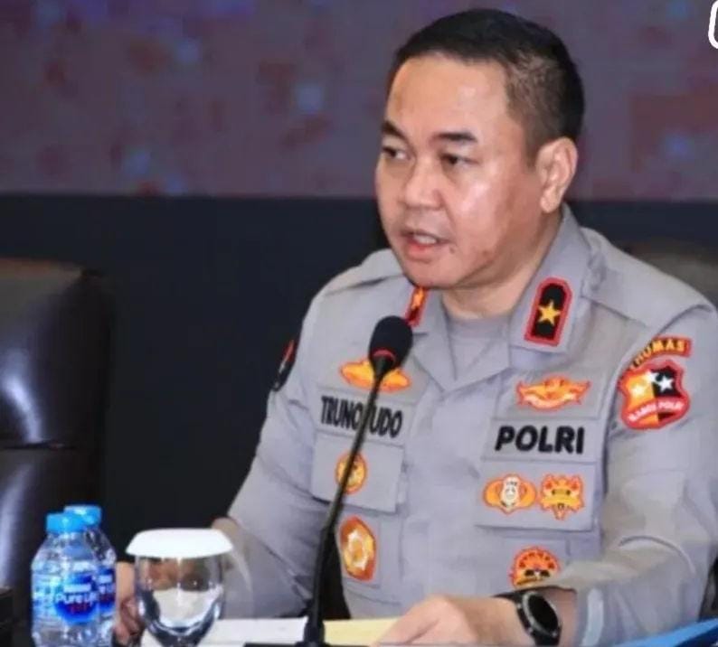 Kapolri Perintahkan Tes Urine Secara Serentak Seluruh Anggota Polri